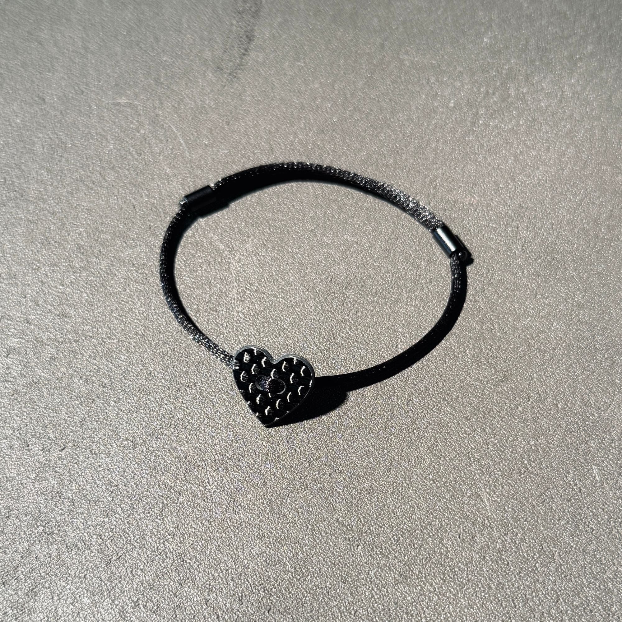 K12 - HEART SATIN BRACELET